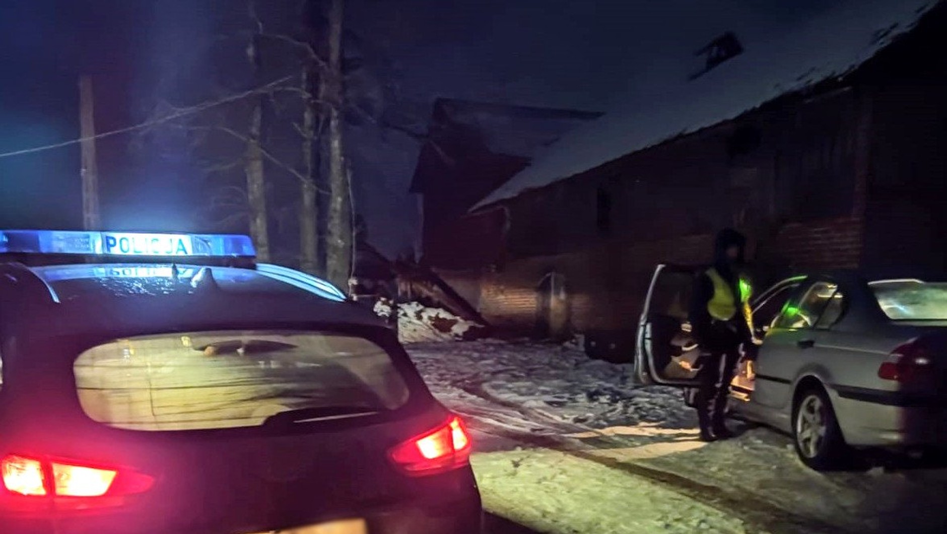 Po pościgu policjanci zatrzymali 17-letniego kierowcę BMW