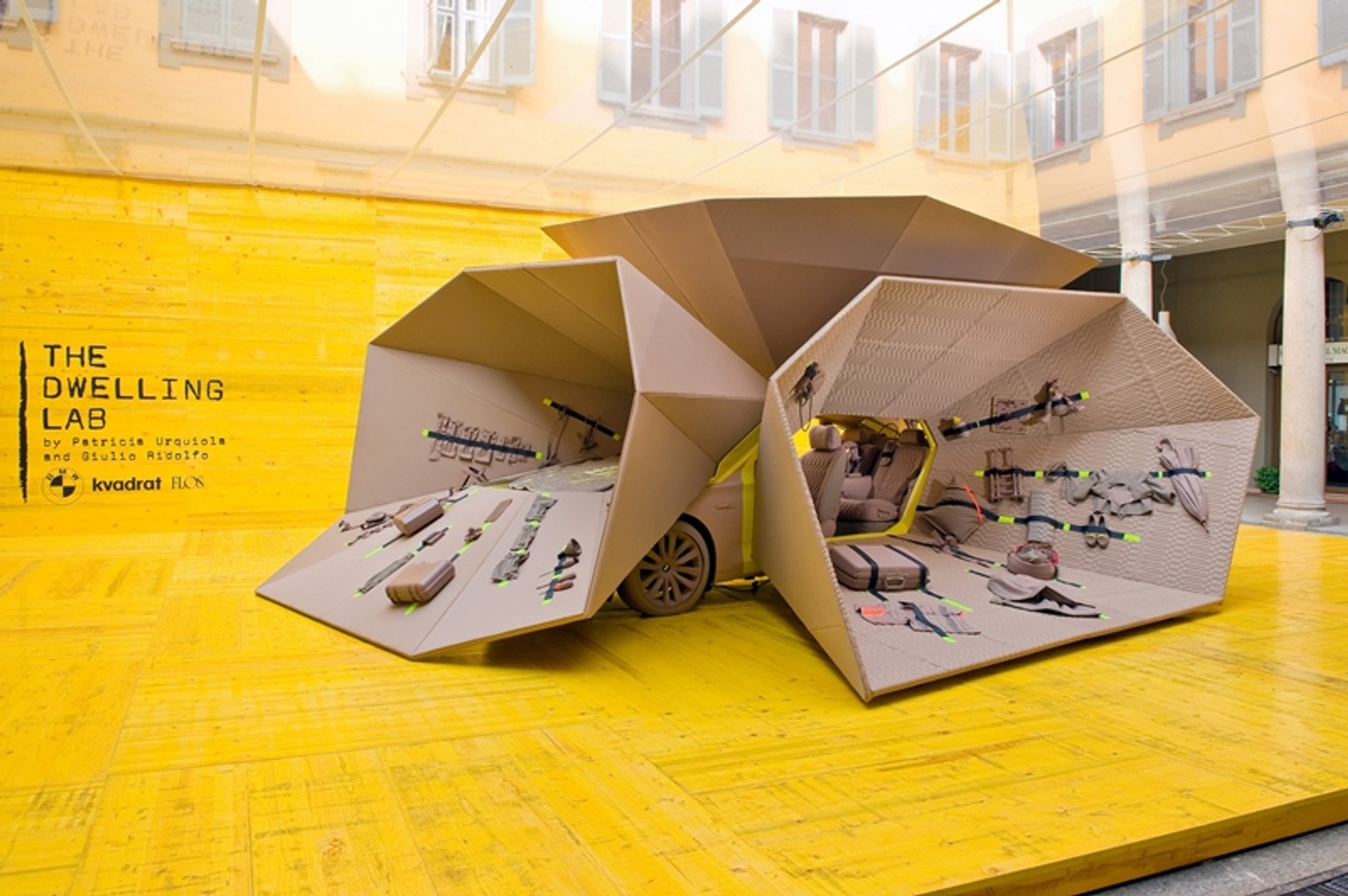 Który samochód ma tak obezwładniająco niesamowite wnętrze?