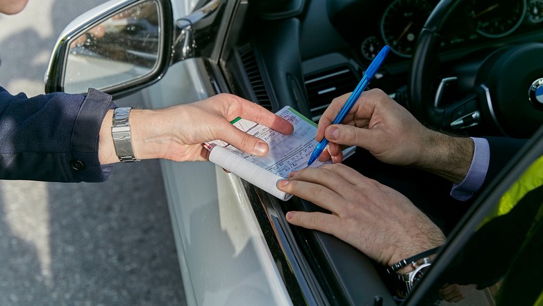 Mandaty i punkty karne - wszystko co musisz o nich wiedzieć
