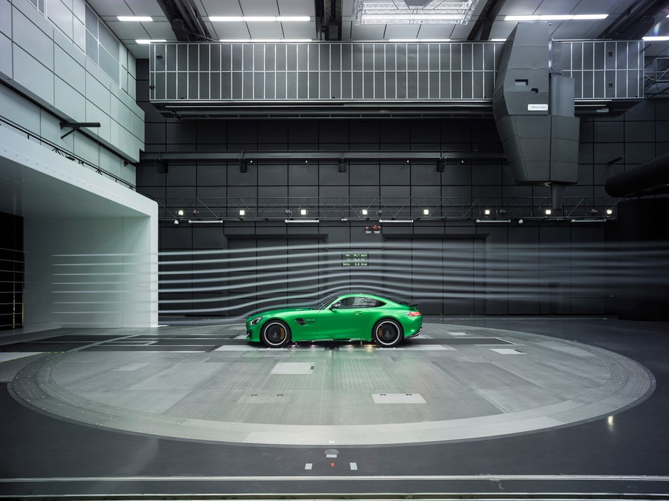 Mercedes-AMG GT R