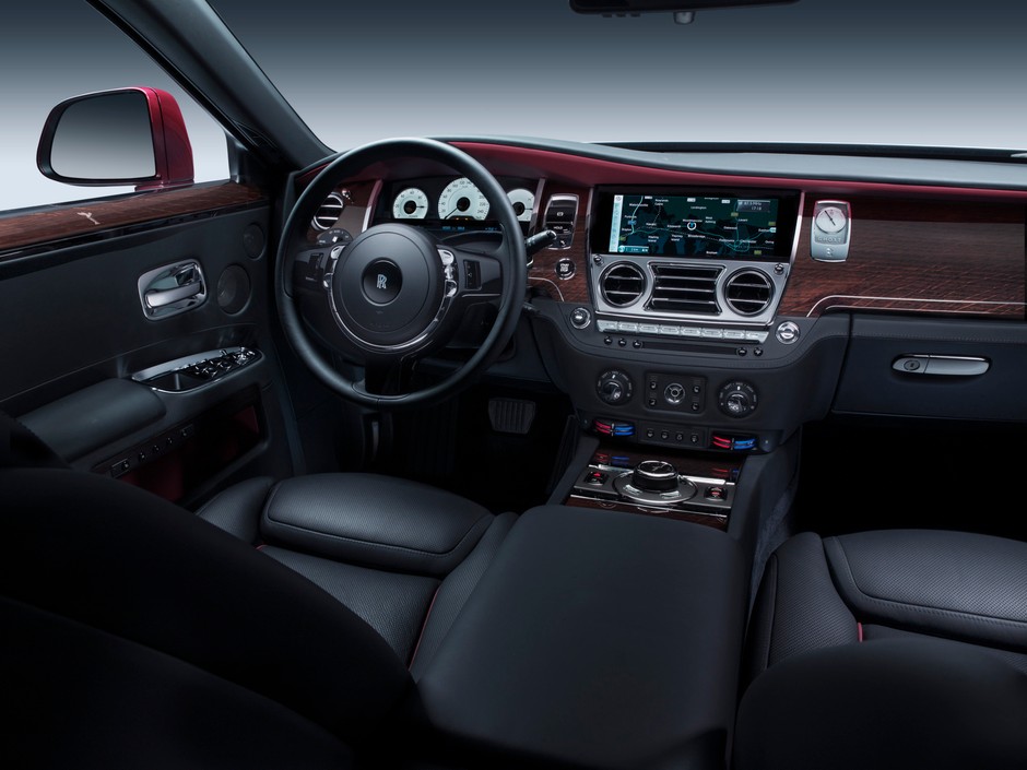 Rolls-Royce – rekordowa sprzedaż w 2016 r.