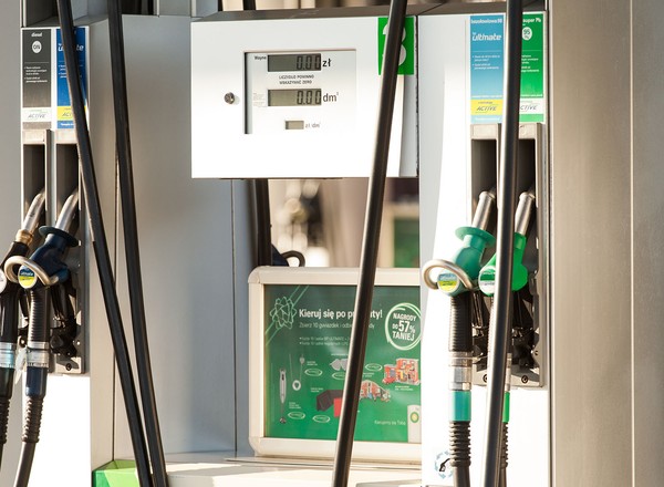 Diesel kontra benzyna - który silnik będzie lepszym wyborem?