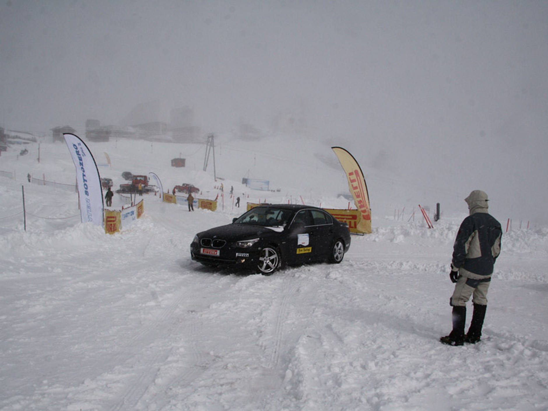 Pirelli Sottozero 2 pod Matterhorn, czyli jak zaprezentować zimowe opony latem