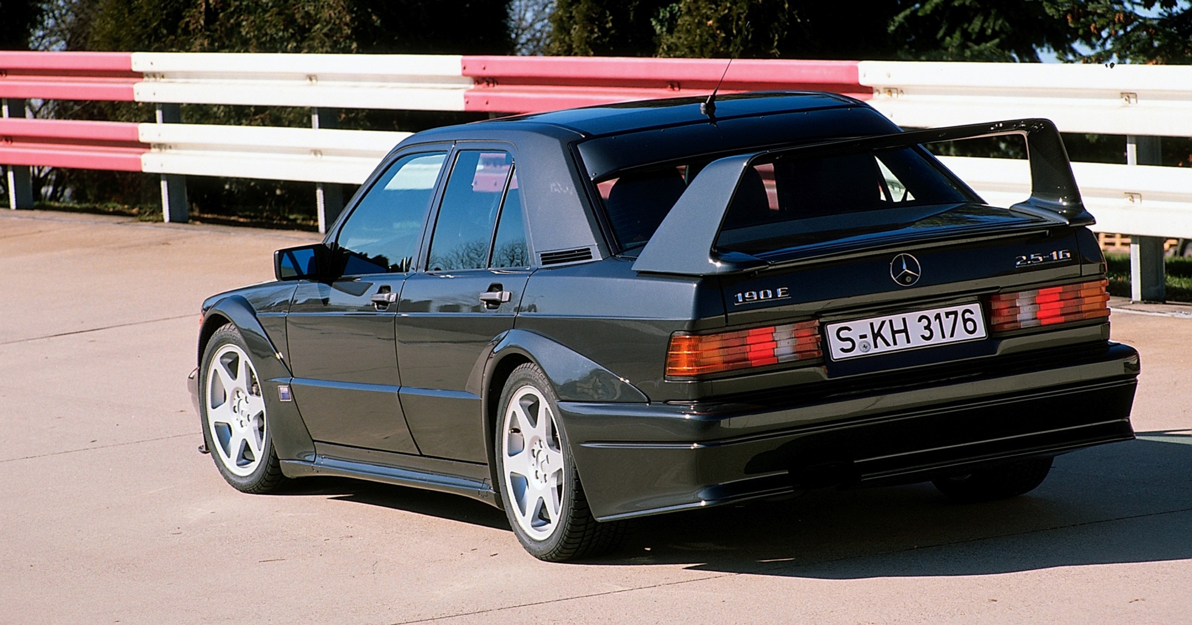 Mercedes 190 E 2.5-16 Evolution II