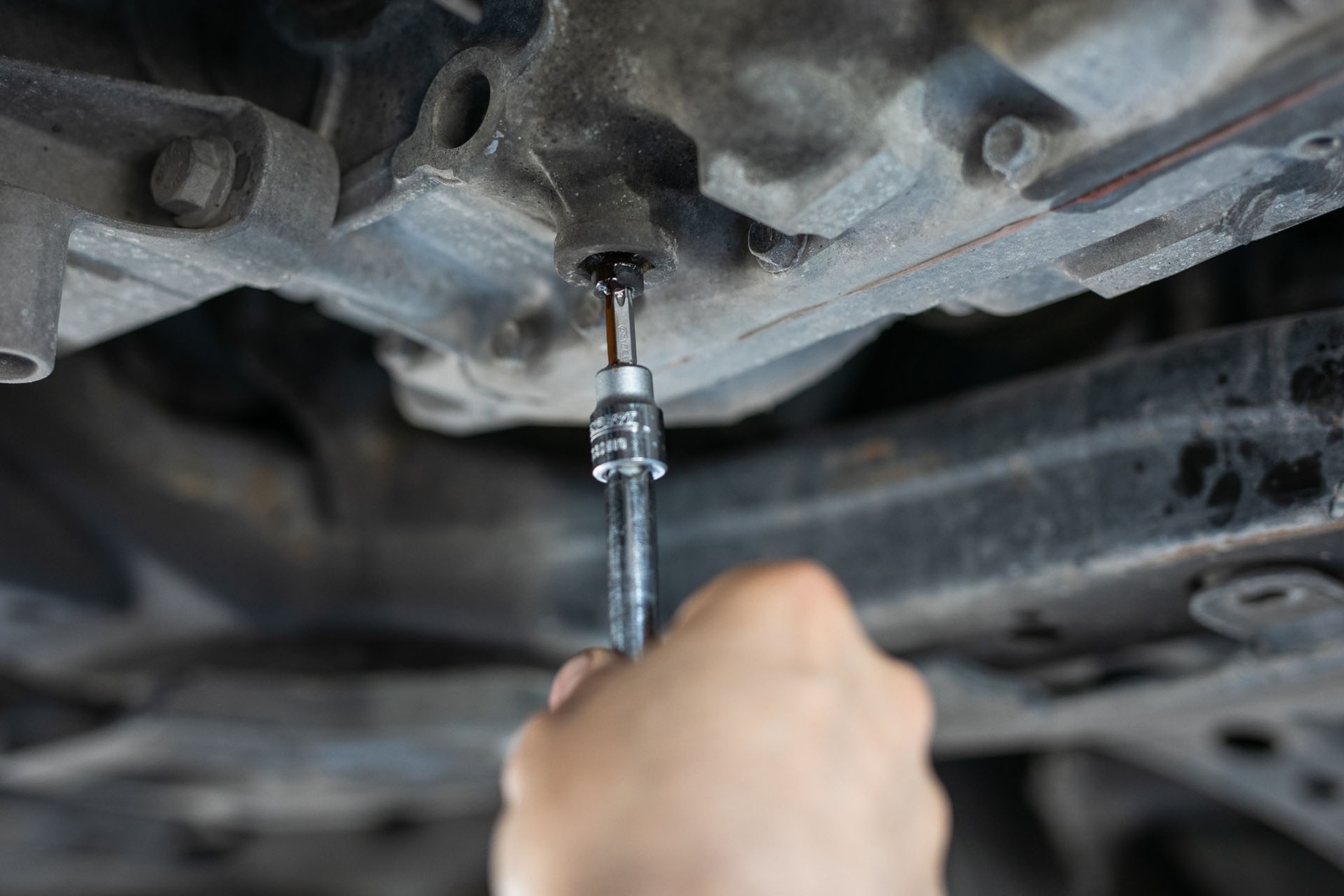 Wymiana oleju w „automacie”: statyczna czy dynamiczna?