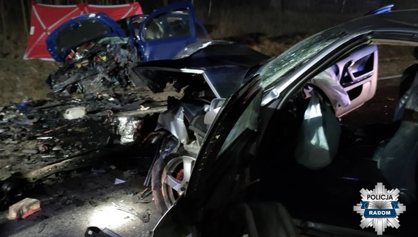 Proboszcz zginął na miejscu. Audi zmiażdżyło jego auto