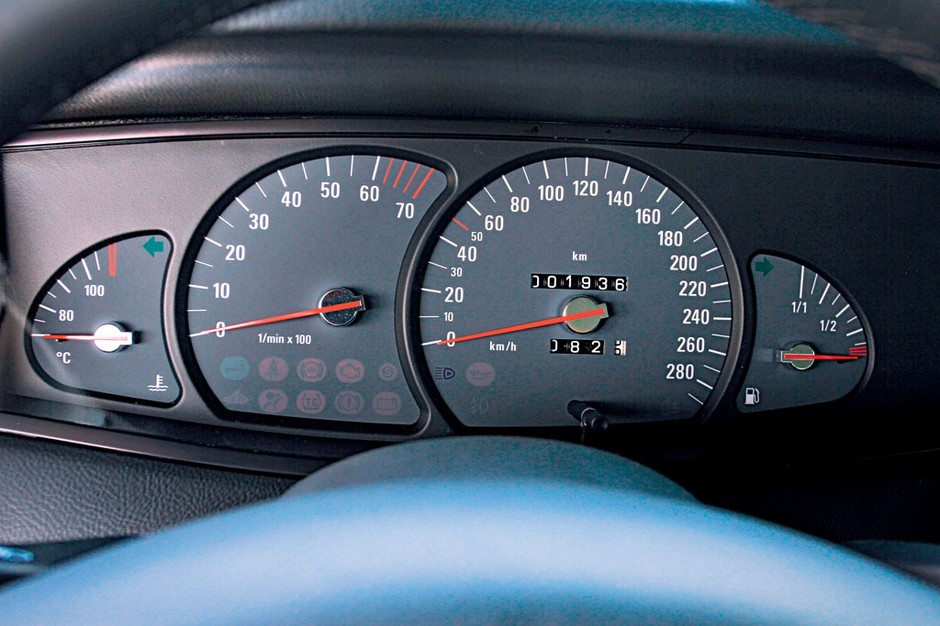 Opel Omega V8
