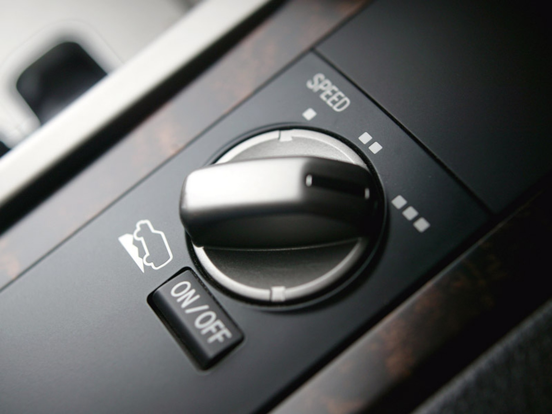 Toyota: Rosja pochłonie połowę Land Cruiserów V8 przeznaczonych dla Europy