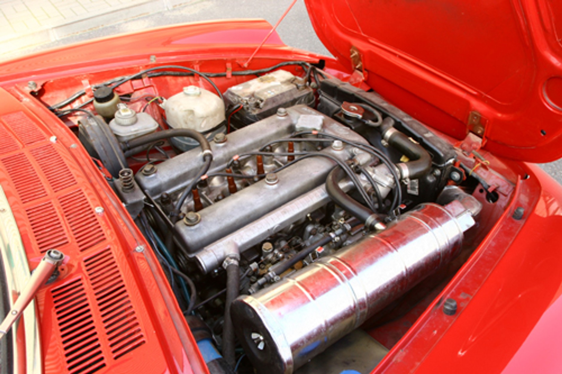 Alfa Romeo Spider - Niezłomny sportowiec