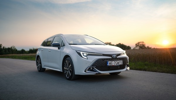 Toyota Corolla w specjalnej polskiej wersji. Znamy ceny kombi i SUV-a