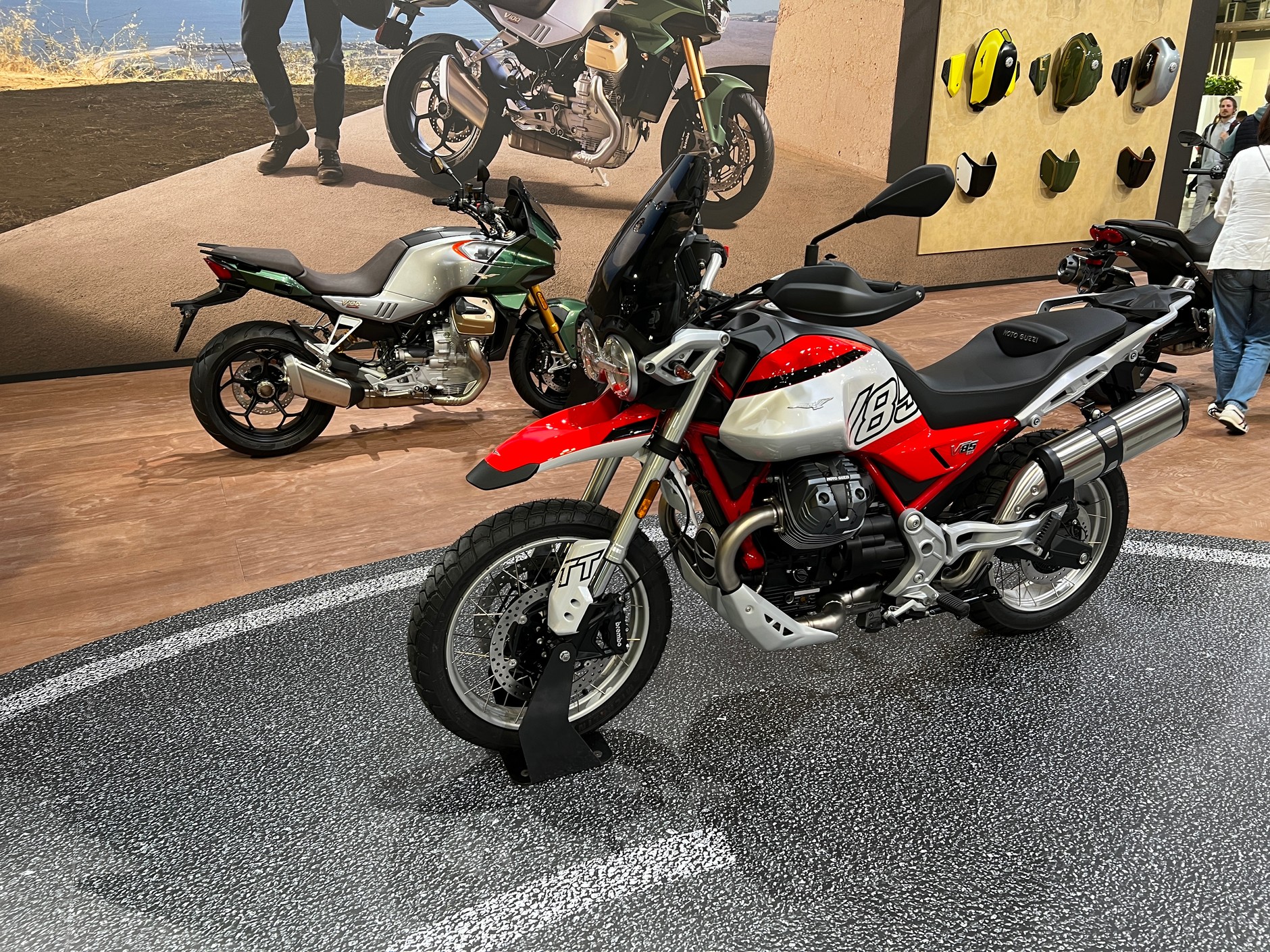 Wystawa motocyklowa EICMA 23