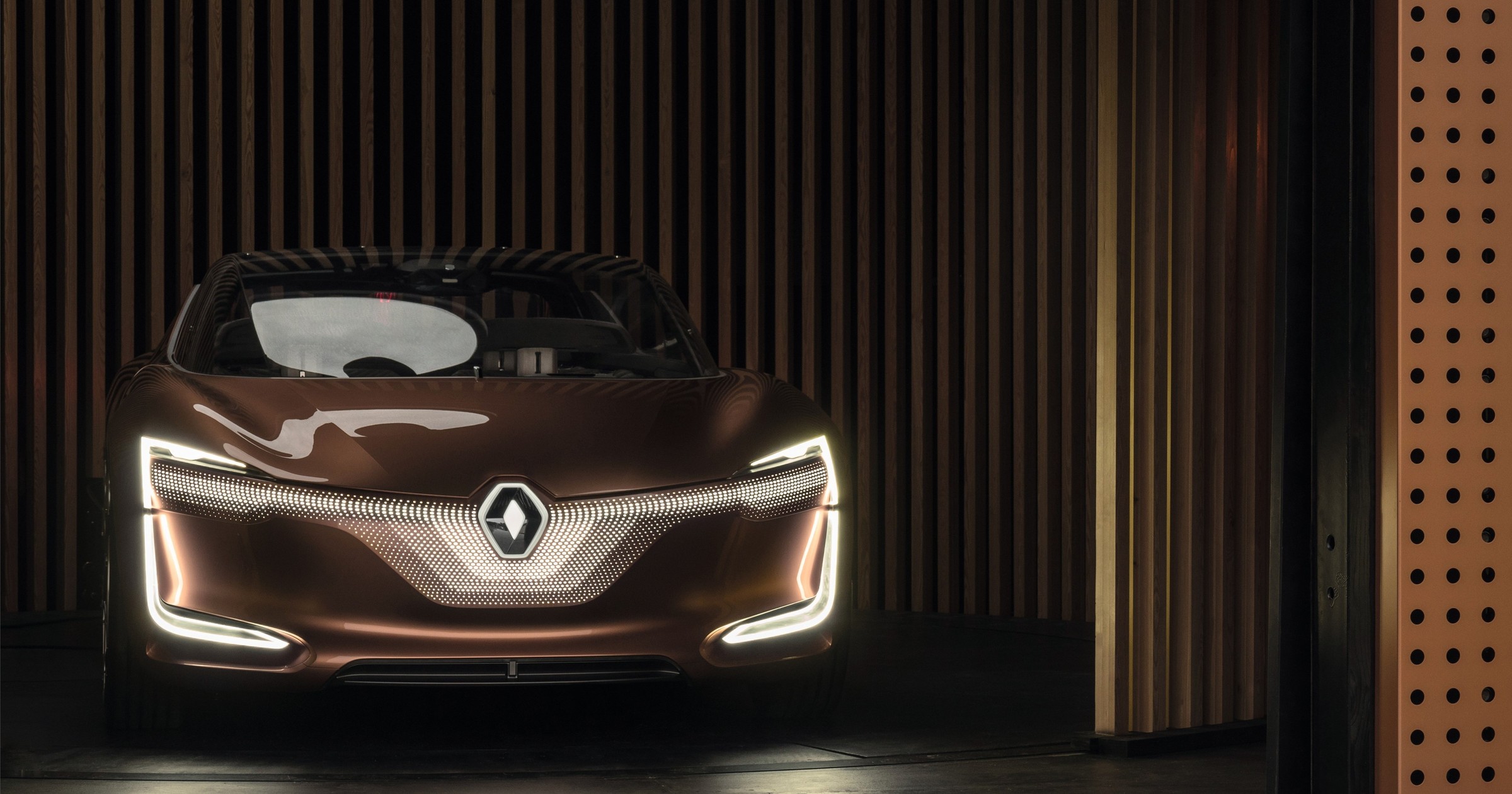 Renault Symbioz - wizja samochodu, który będzie stanowić część domu - i to dosłownie!