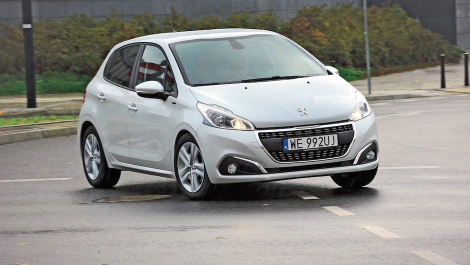 Peugeot 208 (I)