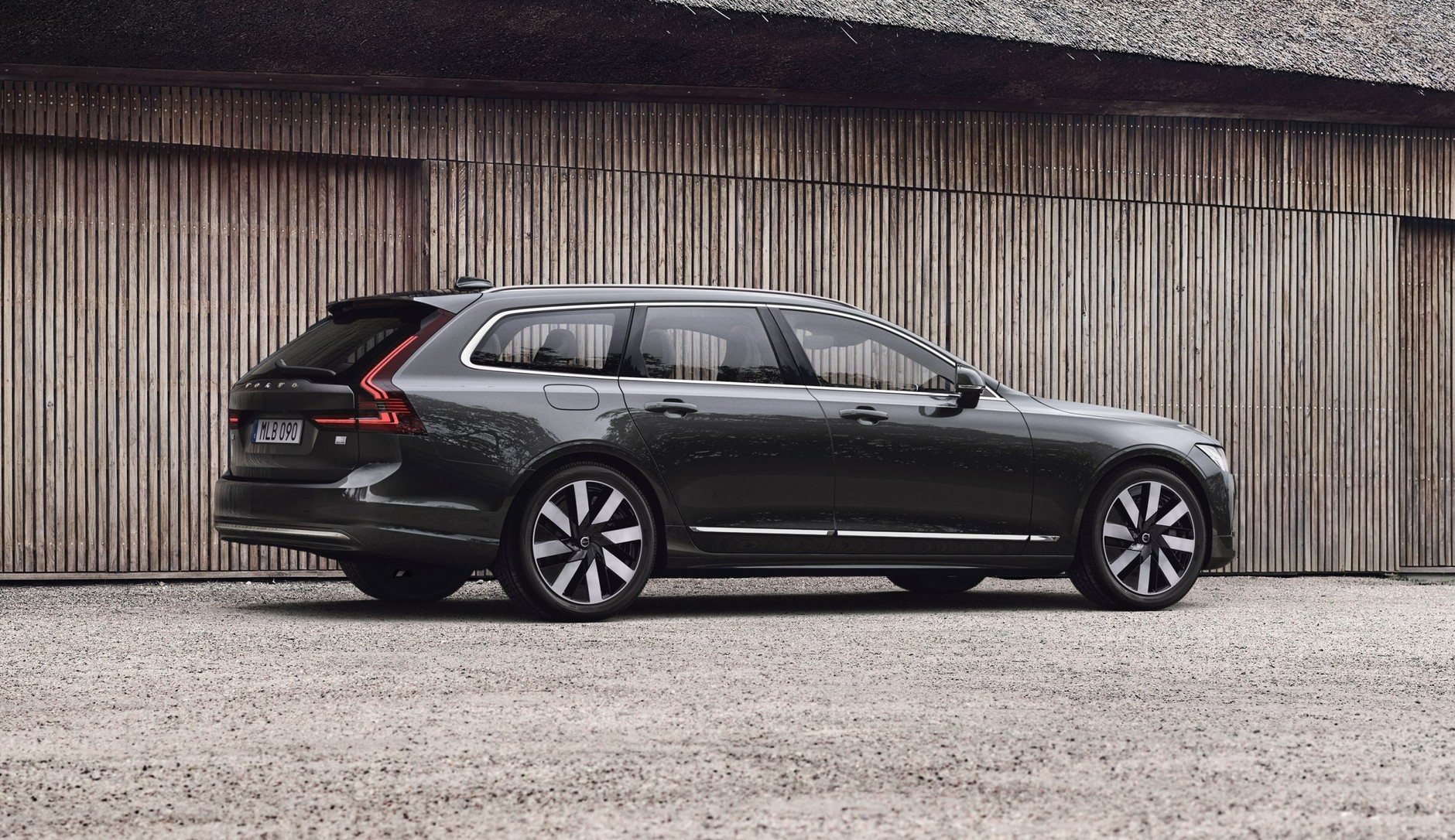 Volvo V90