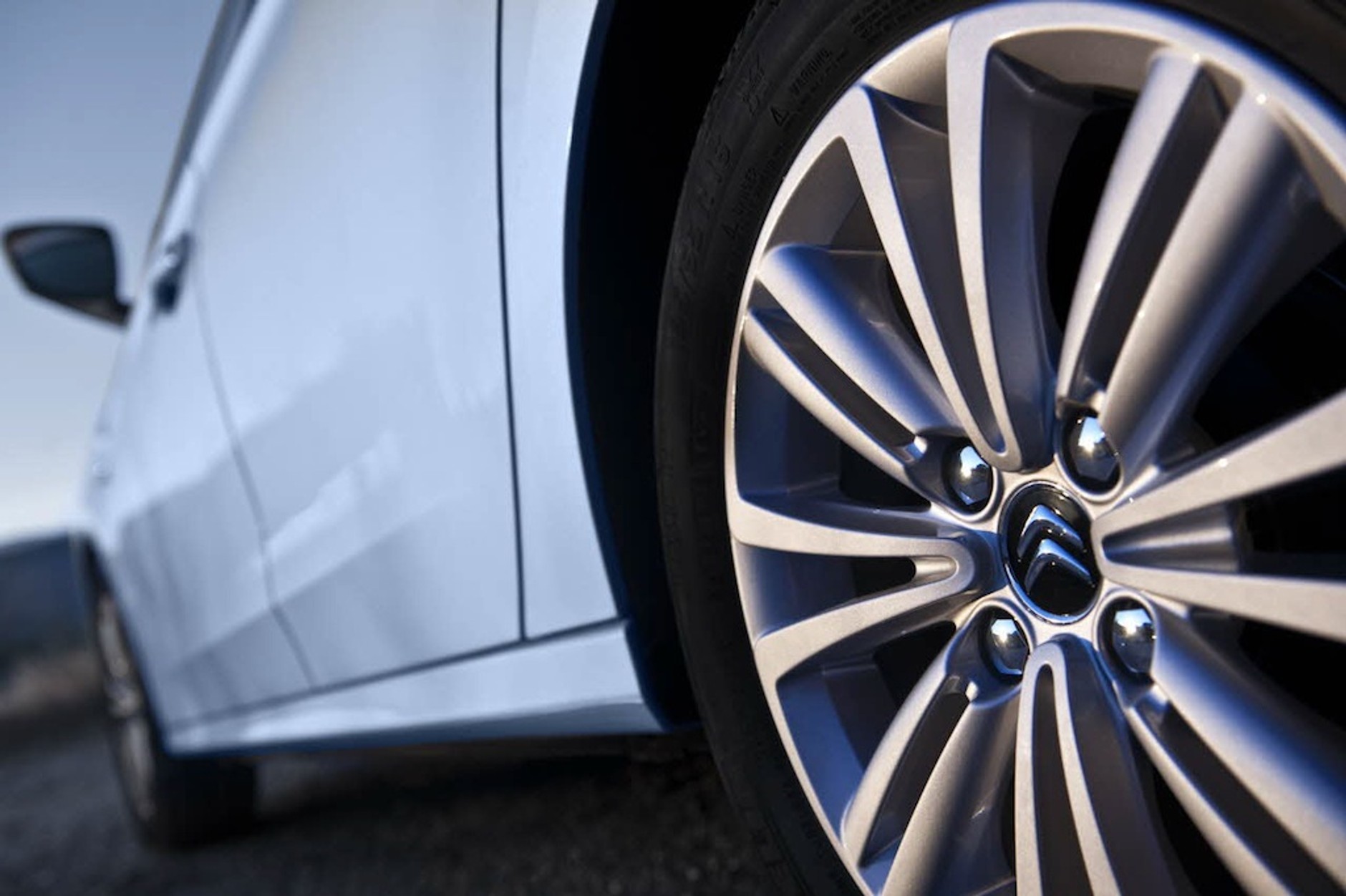 Citroen C-Elysee w polskich salonach