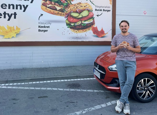 Skazani na hot dogi na trasie? Sprawdziłem, co innego można zjeść na stacjach paliw