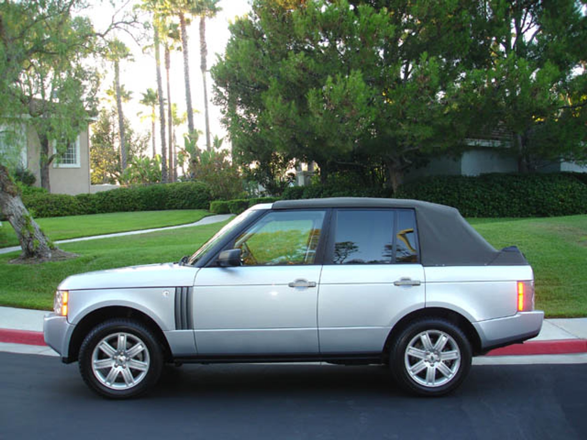 Kabriolety, które nie powinny istnieć, a jednak istnieją