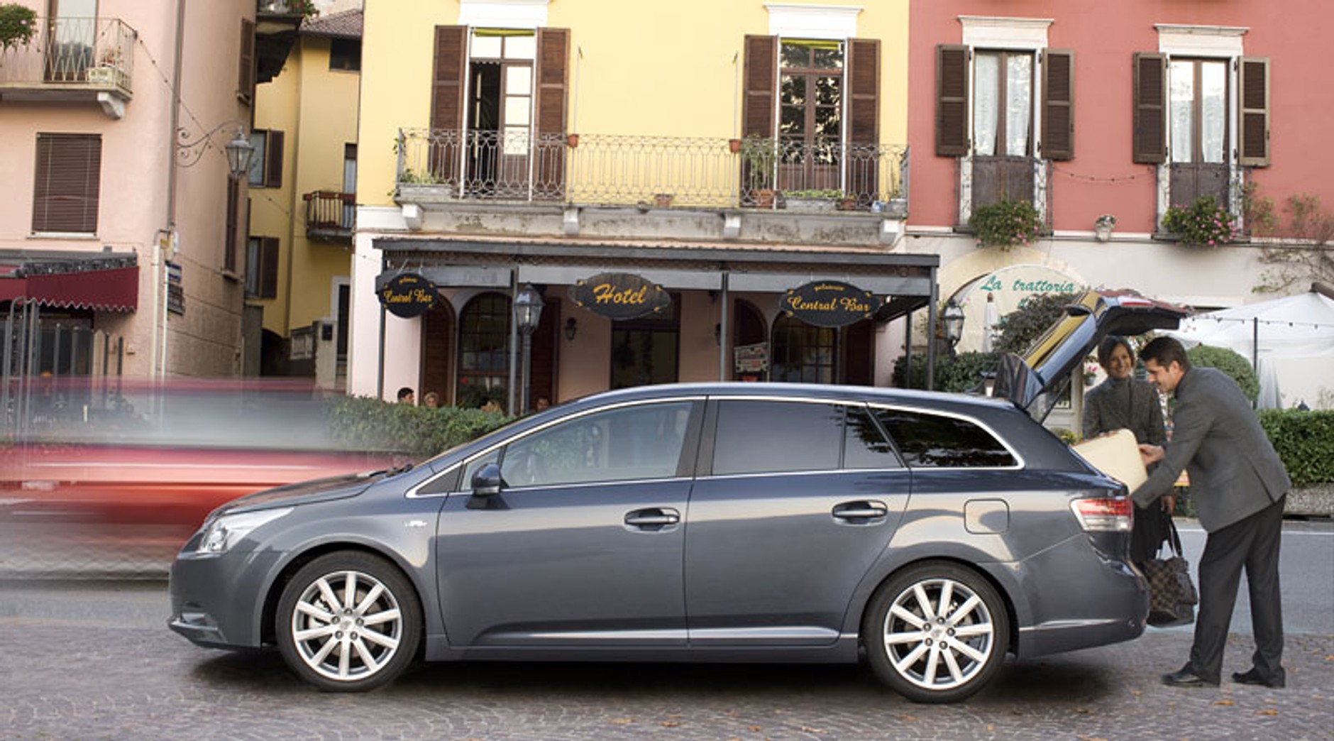 Toyota Avensis: pierwsze wrażenia z jazdy