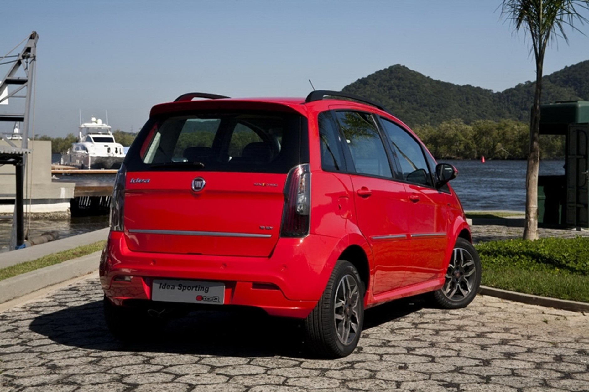 Fiat Idea odnowiony – kogo to obchodzi?