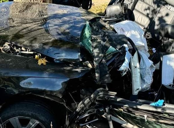 Tragiczny wypadek na Podkarpaciu. Nie żyją dwie osoby. Z auta zostały strzępy