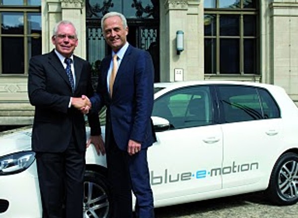 Volkswagen Golf blue e-motion w produkcji od 2013 roku