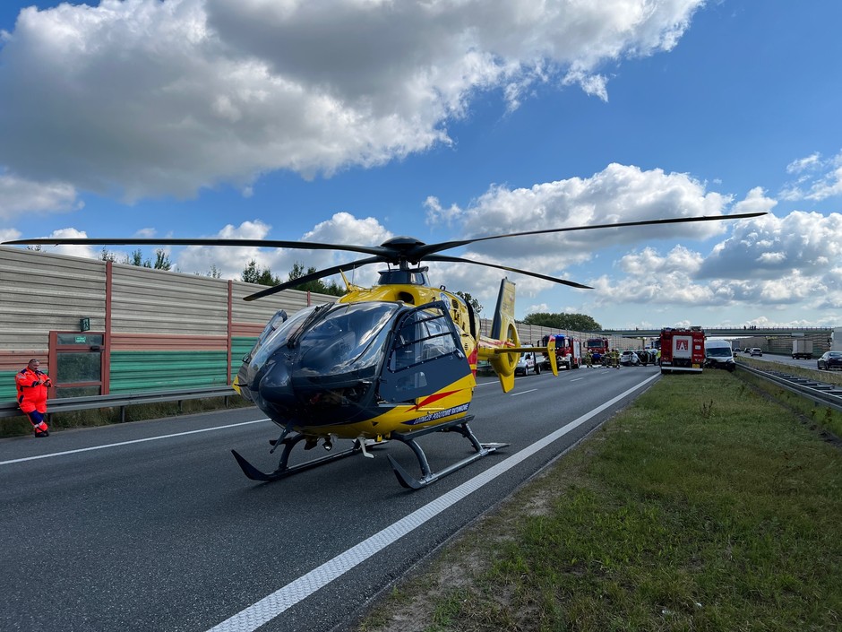 Poważny wypadek na autostradzie A2 w kierunku Poznania.