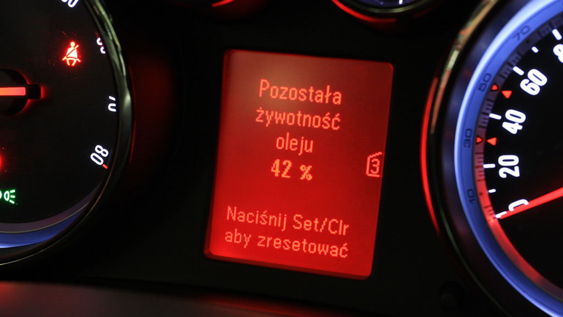 Kontrola jakości oleju silnikowego
