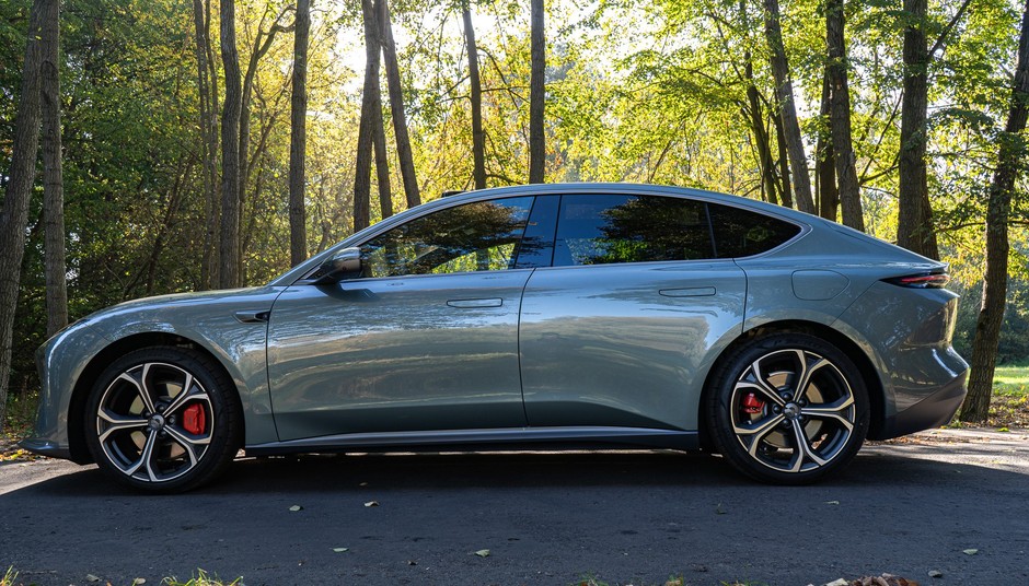 Nio ET5