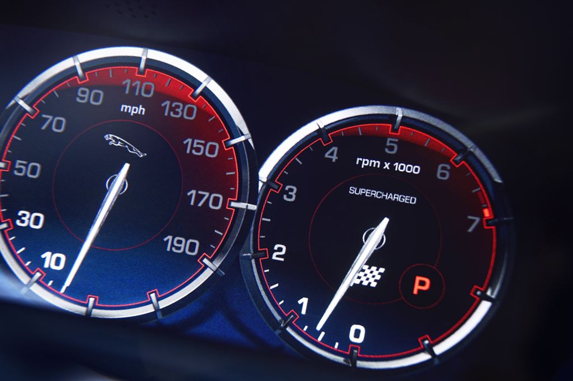 Jaguar XJR: ostry kocur