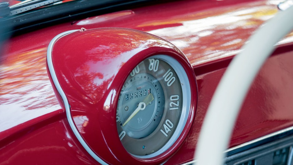 Syrena 100 - klasyk który zmienił historię