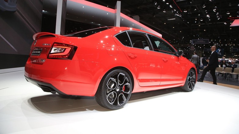 Skoda Octavia RS 245