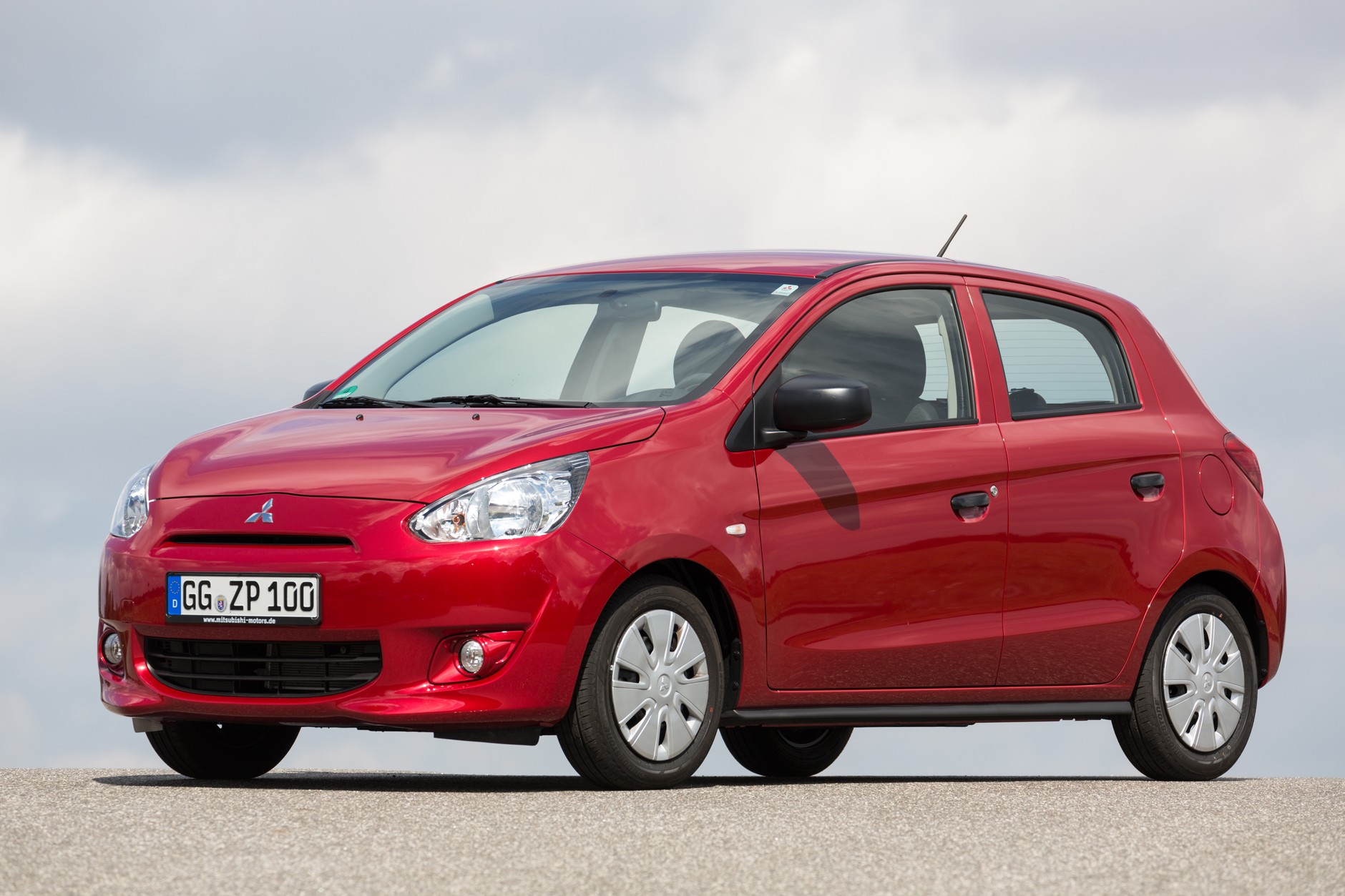 Mitsubishi Space Star i Dacia Sandero