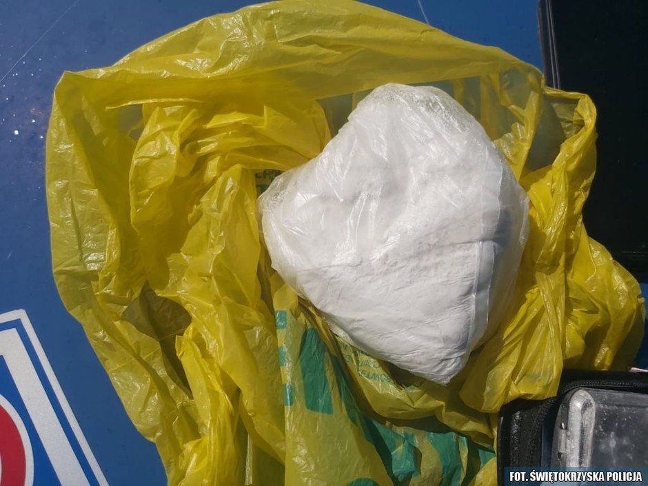 Pół kilograma amfetaminy z plecaka 26-latka