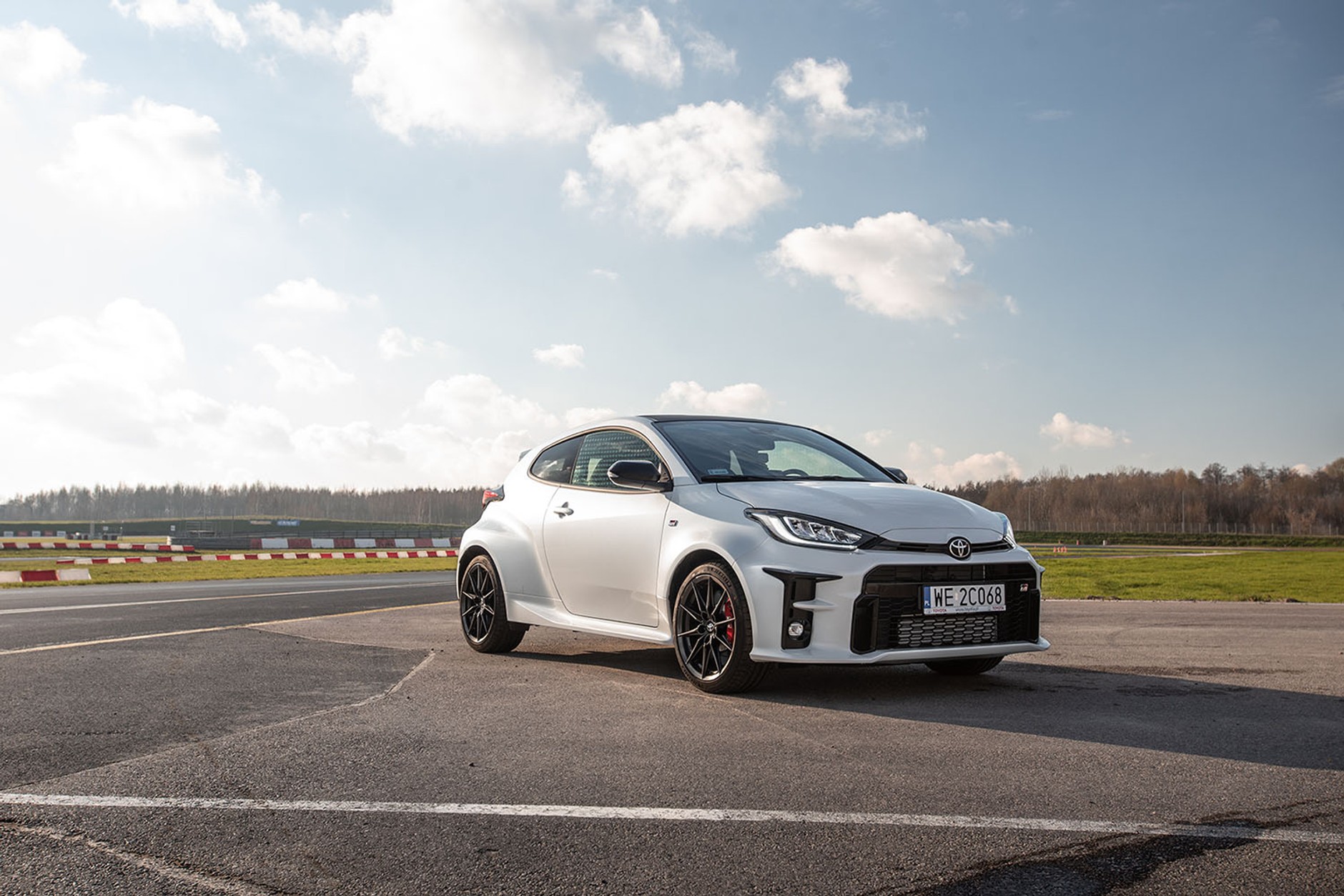 Toyota GR Yaris - zainspirowana rajdami