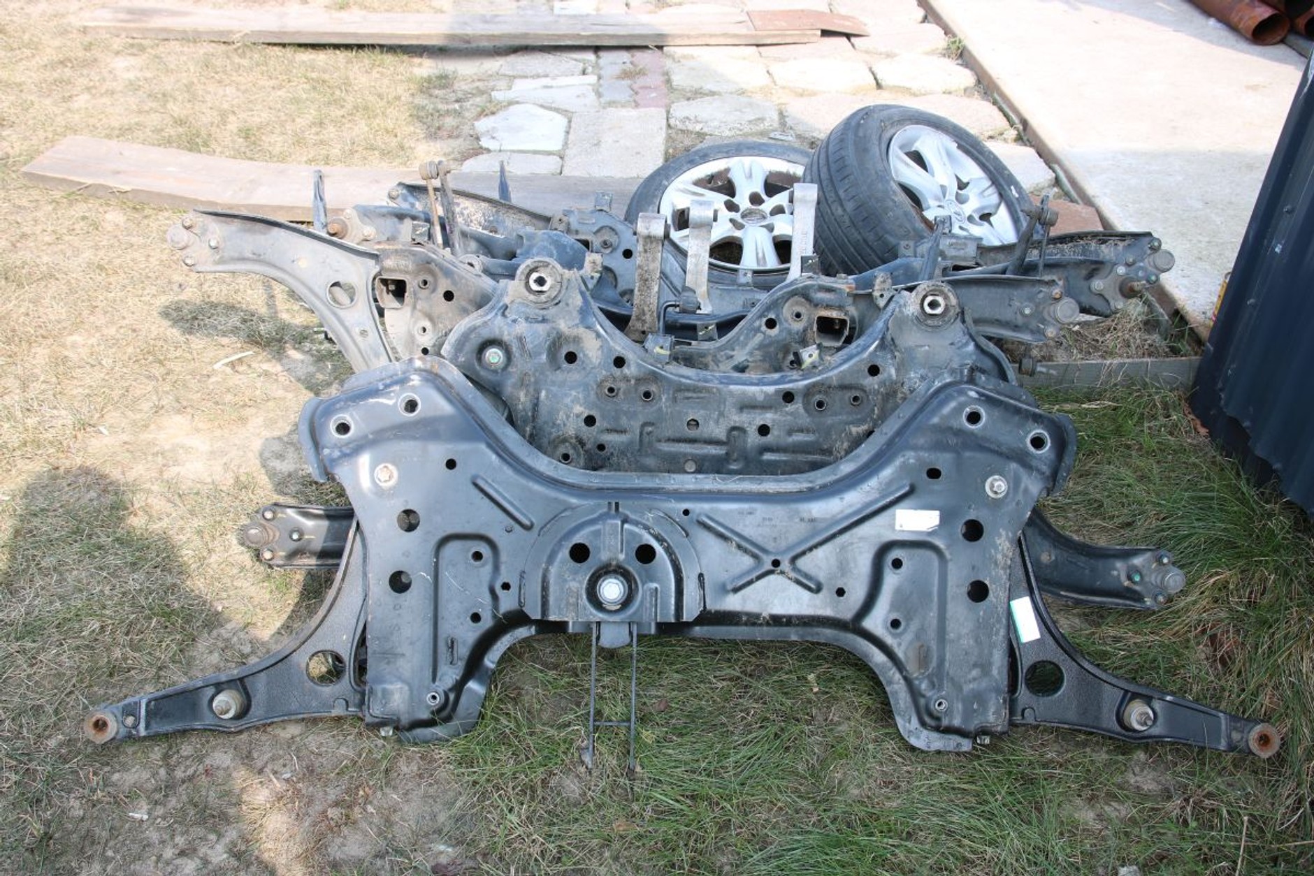 Gniewkowo, nowe zagłębie  samochodowych dziupli