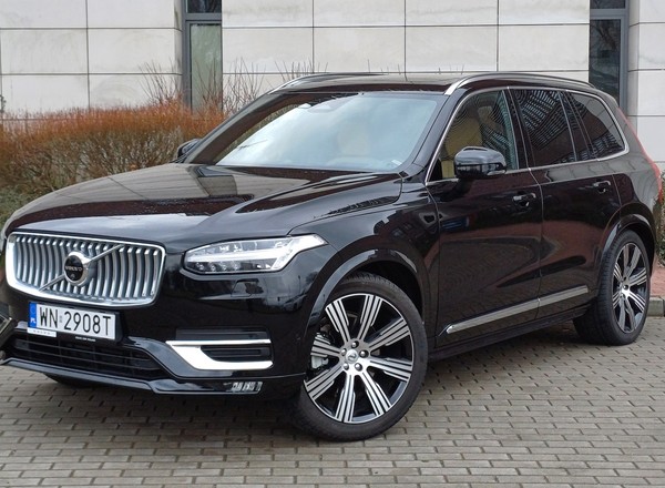 Szwedzki SUV z mocnym dieslem. Jednak z tym silnikiem jest pewien problem