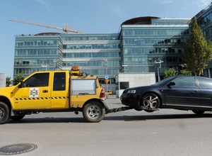 Kolejny cios dla Warszawy: opłaty za holowanie w 2017 roku także nielegalne
