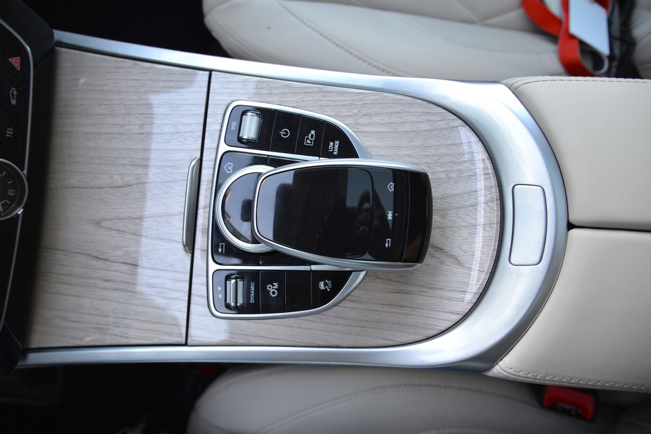 Mercedes G 500