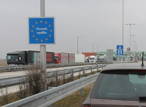 Bez ujemnego testu na koronawirusa nie zatankujesz auta. Nowe obostrzenia na Słowacji!