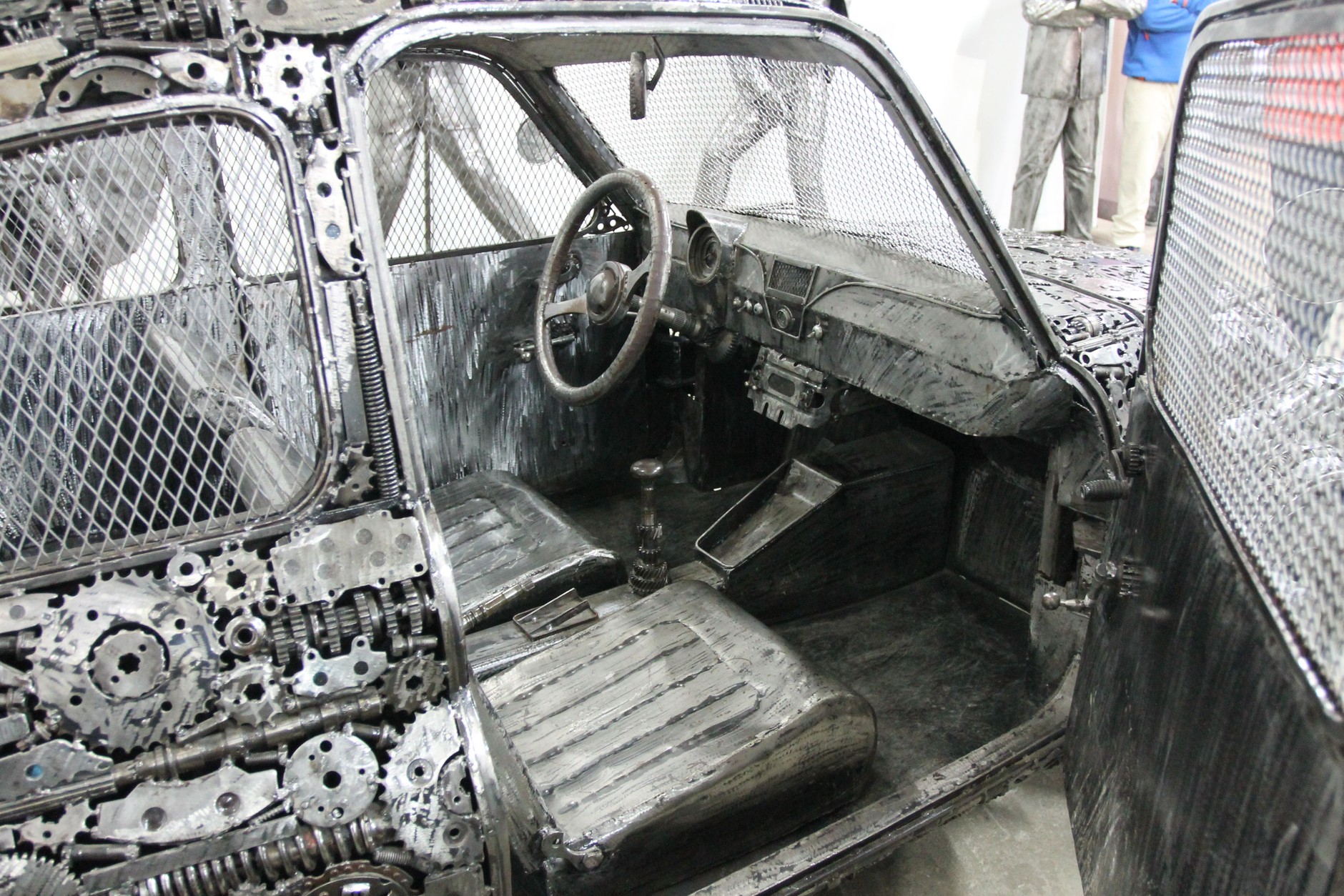 Galeria Figur Stalowych w Pruszkowie