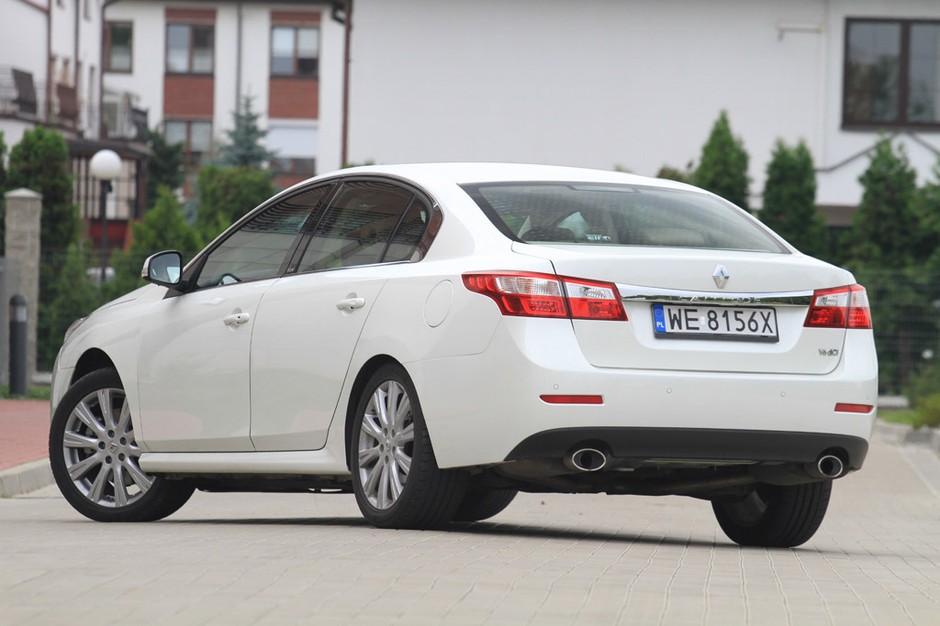 Renault Latitude: elegancja-Francja