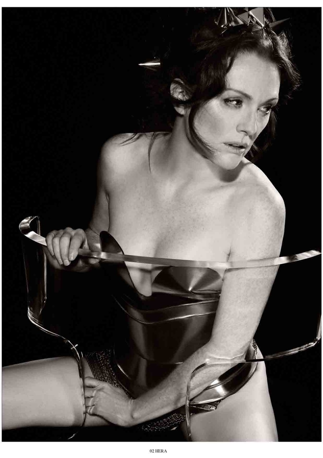 Kalendarz Pirelli 2011 z facetami, kobietami i znaną aktorką