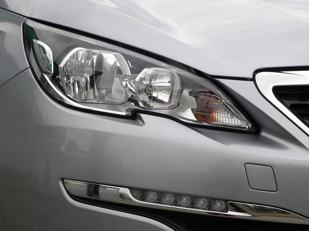 Peugeot 308 SW 1.6 BlueHDi