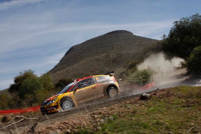 Rajd Meksyku 2010: faworyci za Petterem Solbergiem - Loeb ucieka, Hirvonen próbuje gonić (relacja z 2. etapu)