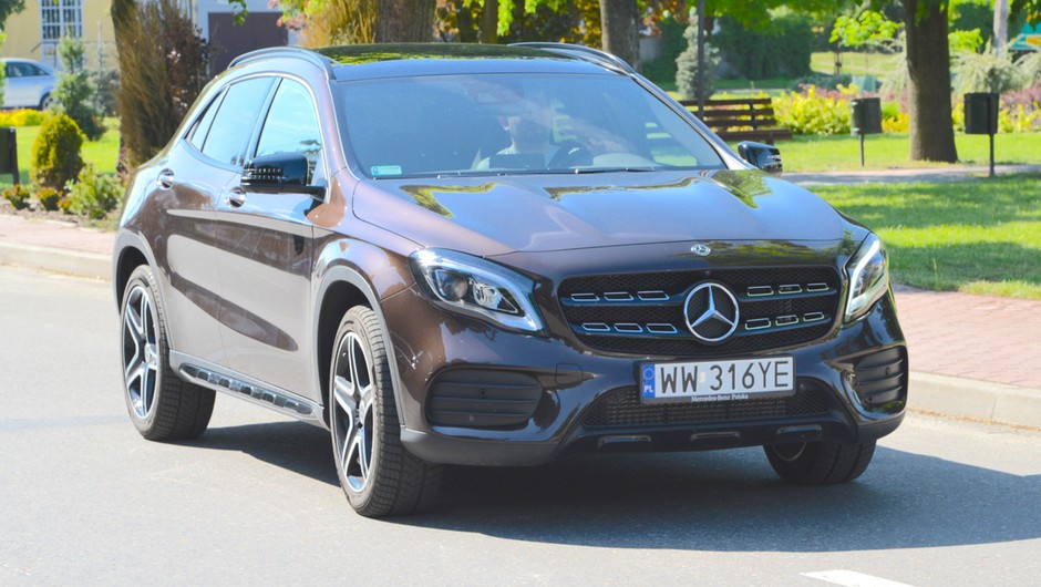 Mercedes GLA 220 4MATIC