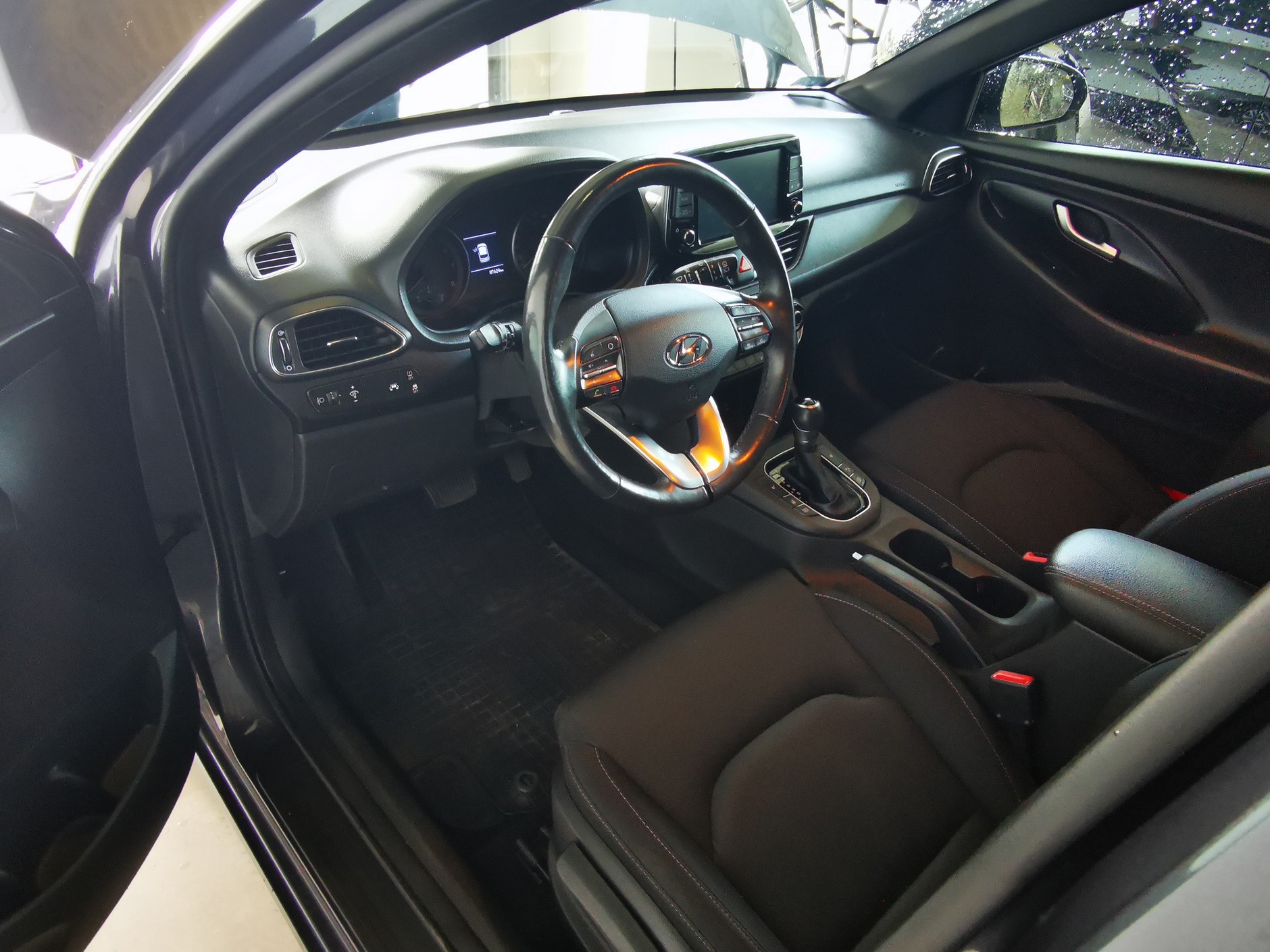 Hyindai i30 z ogłoszenia