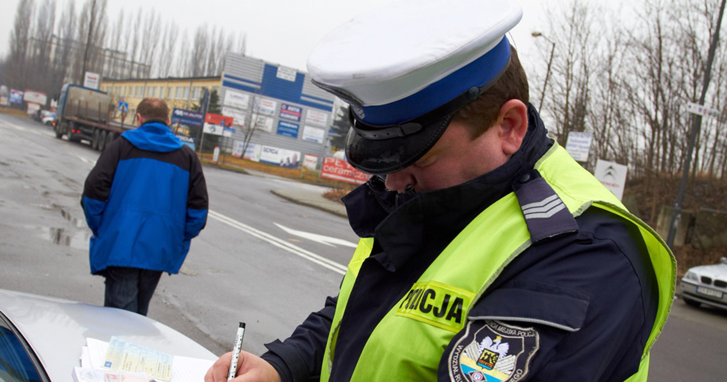 Badanie techniczne, rejestracja ubezpieczenie: kierowco, pamiętaj o ważnych datach