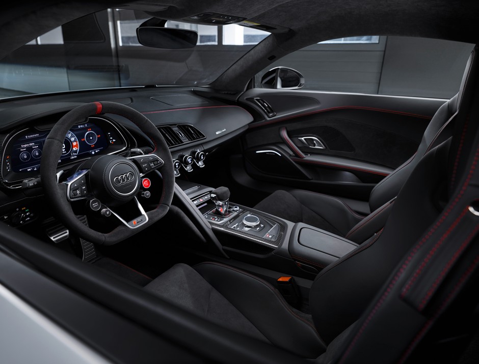 Audi R8 Coupé V10 GT RWD