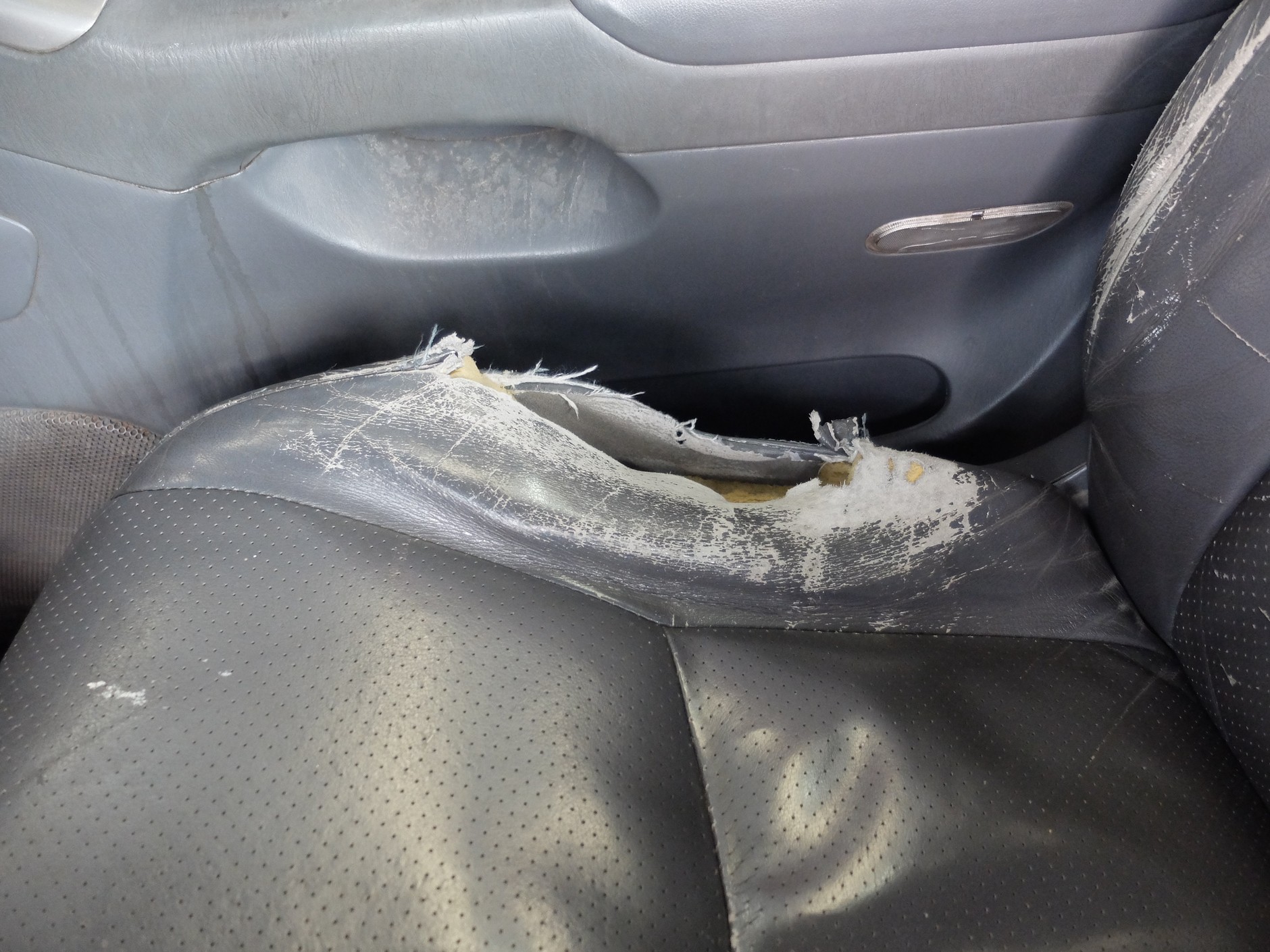 Toyota Land Cruiser 3.0 D-4D, 2003 r. (164 500 mil)