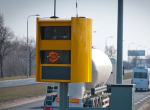 Nowe fotoradary mają skończyć z bezkarnością motocyklistów